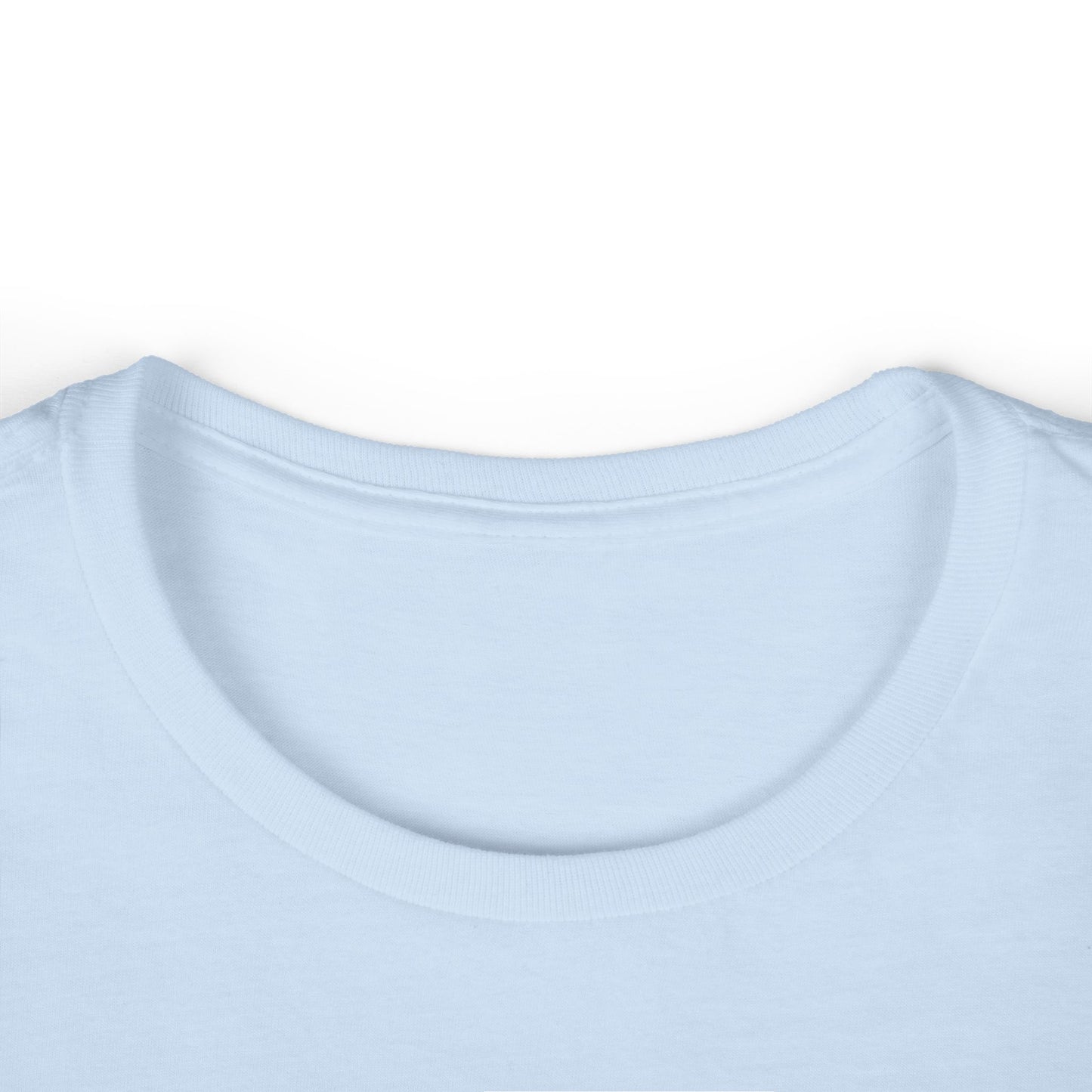 822 Apparel Women's Softstyle Tee - Minimal Logo Graphic T-Shirt