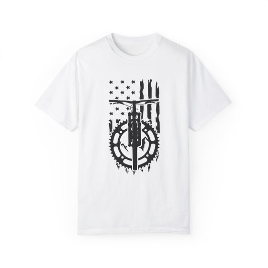 Vintage American Flag Bicycle T-Shirt for Cyclists